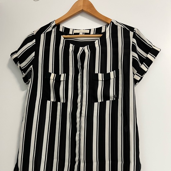 Various tank style tops - all xs (but fits like a S) or S (true to size) - Picture 8 of 14